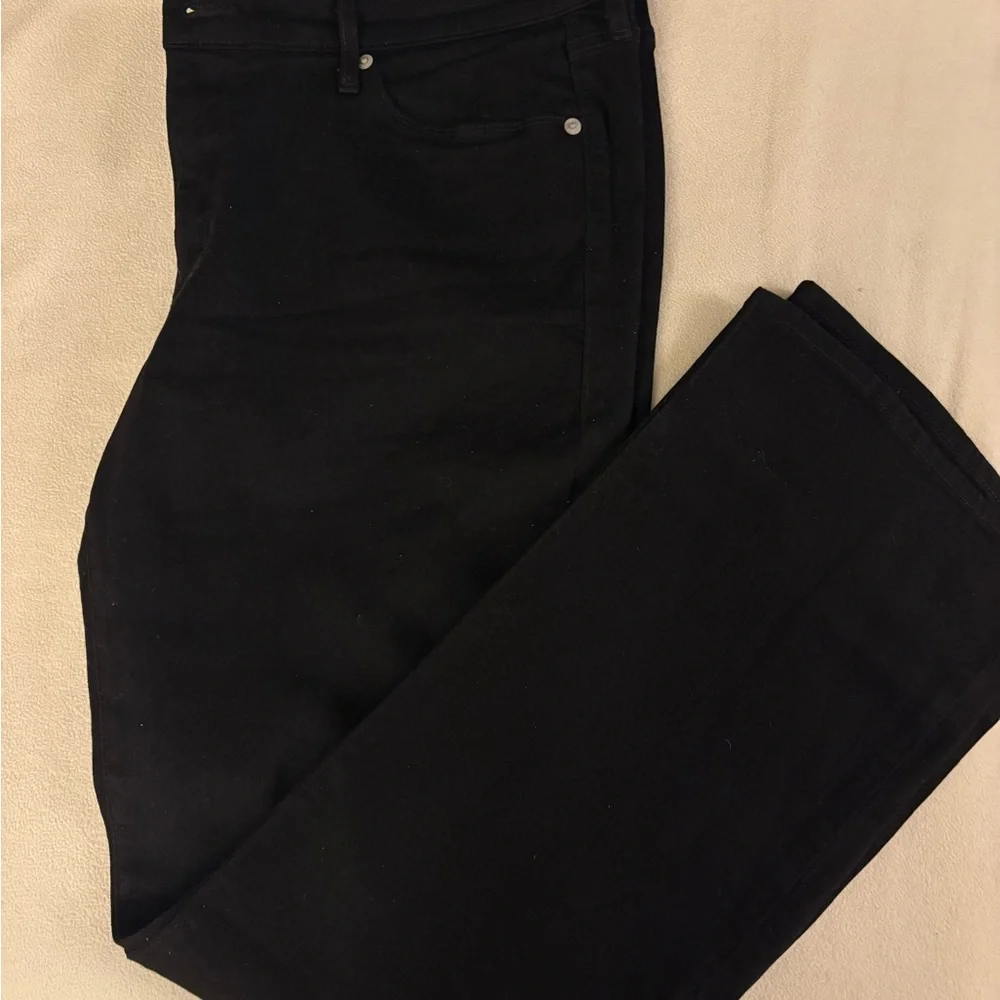 Levi's Classic Bootcut Black Denim Women’s Jeans. New without tags - Picture 2 of 5